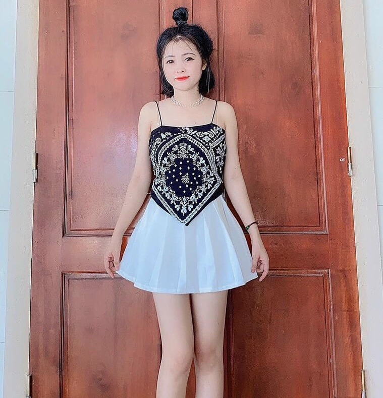 Áo hai dây kiểu yếm nhọn màu thổ cẩm cực xinh , chất thổ cẩm mềm mịn