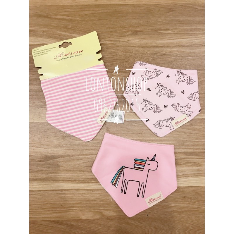 Set 3 yếm tam giác Momcare cho bé