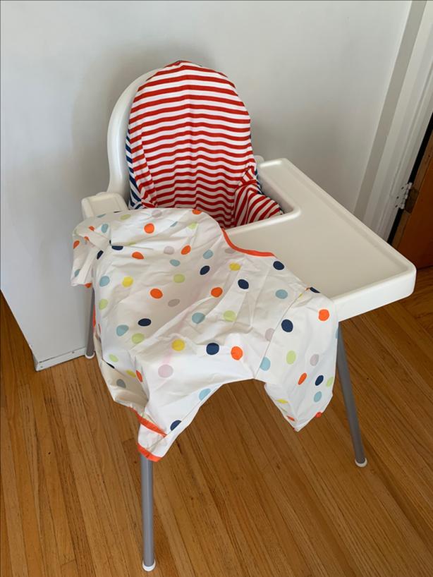 Áo ăn dặm Kladdig Ikea