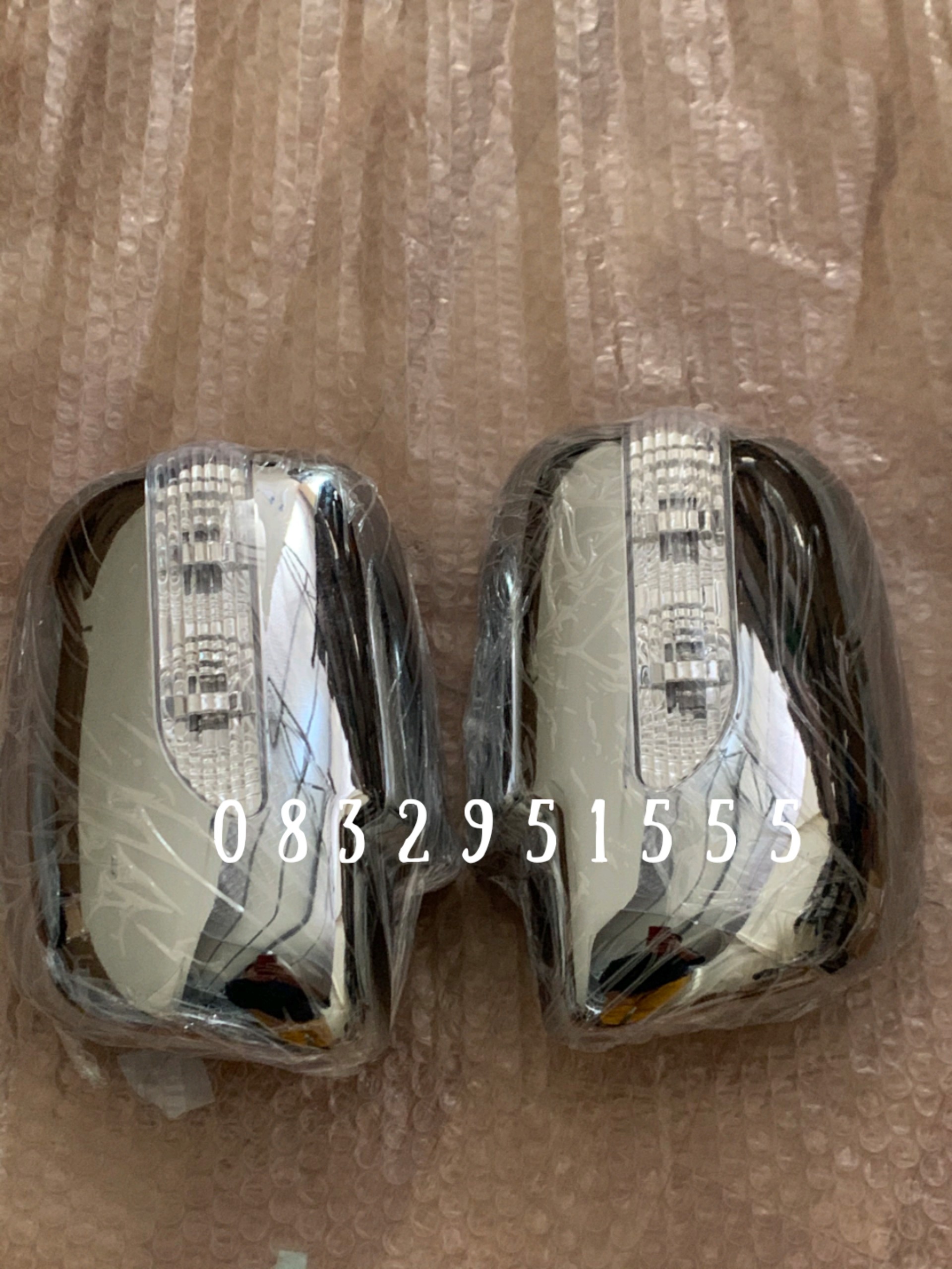 ốp gương Innova 05 - 15 ( mạ crom, giá 1 đôi , có đèn )