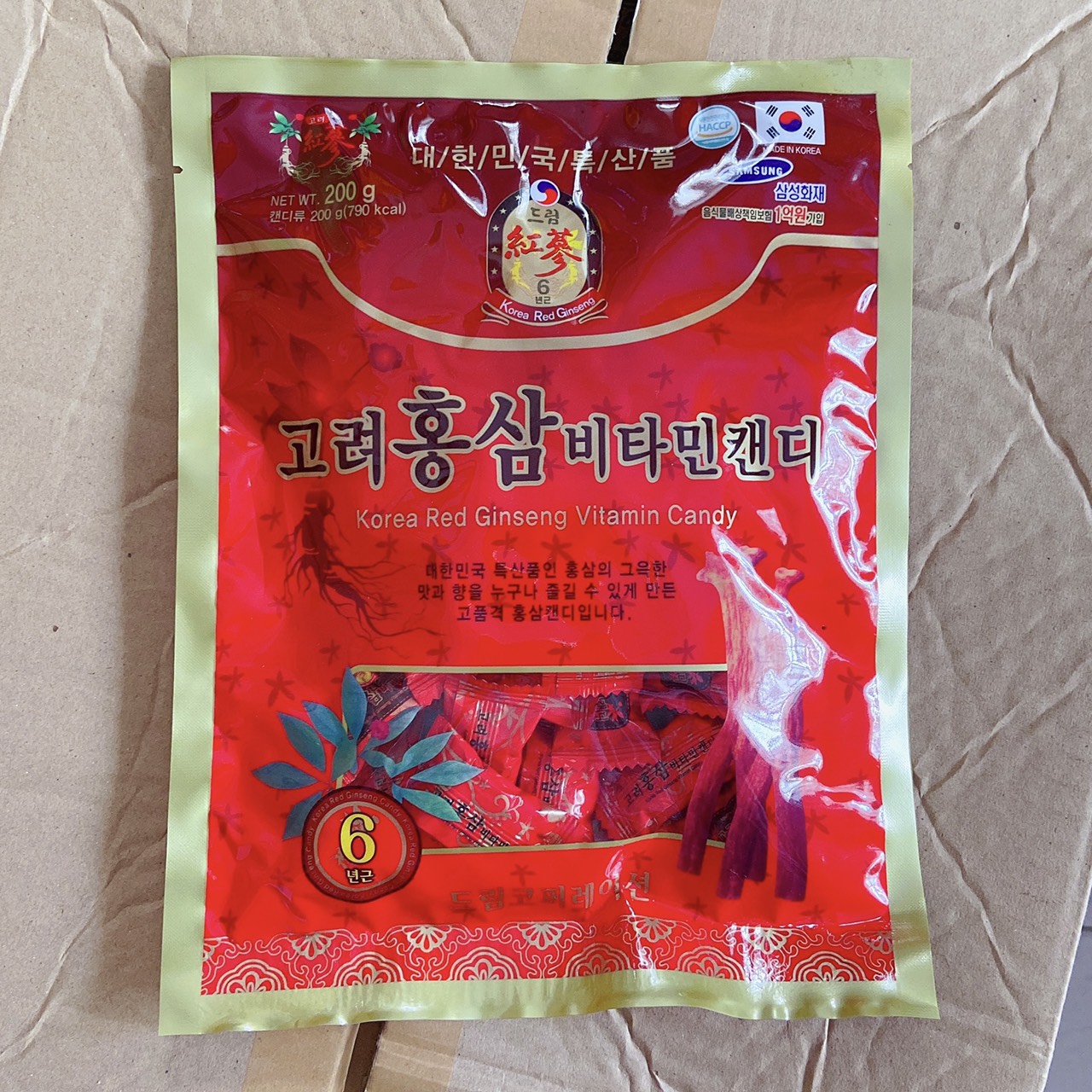 Kẹo sâm Vitamin 6 năm tuổi Hàn Quốc 200g