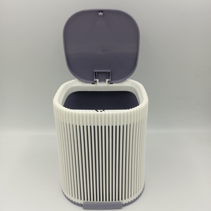 Beautiful and practical office desktop mini plastic trash can be used