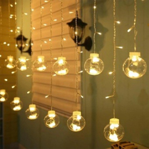 Đèn led dây nháy rèm banh thả, 12 banh cầu đường kính 8cm