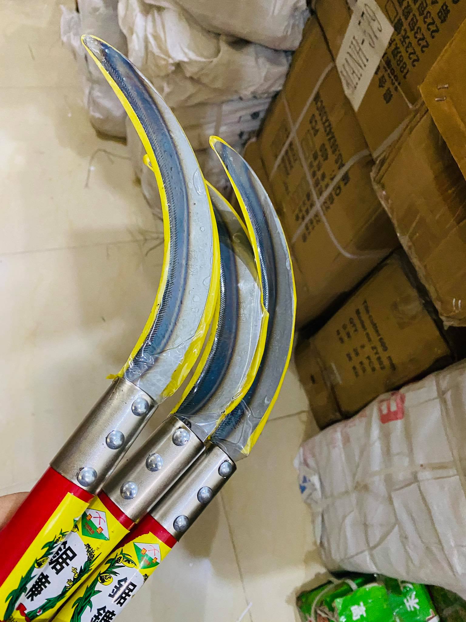 Liềm cắt cỏ,lưỡi hái cắt cỏ