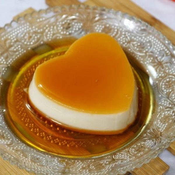BỘ 50 HỘP LÀM BÁNH FLAN RAU CÂU SỮA CHUA HÌNH TRÁI TIM 7.5 CM  CÓ KÈM NẮP ĐẬY