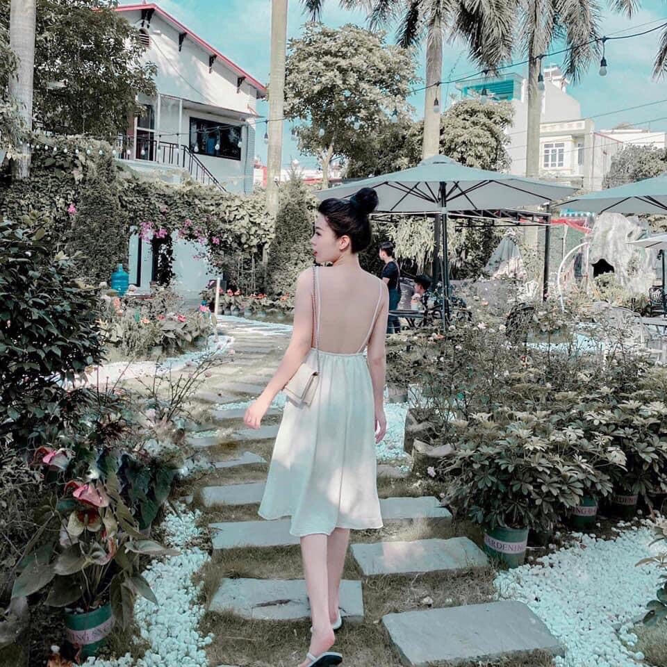 Đầm xòe hai dây hở lưng thời trang