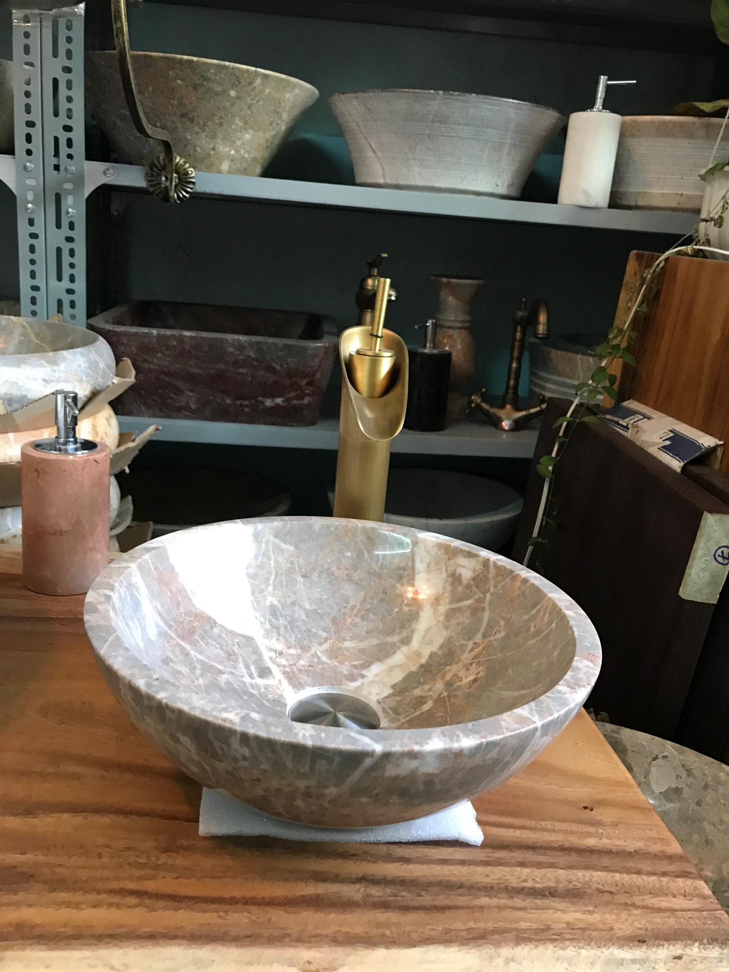 Lavabo đá tự nhiên 33 cm x 11 cm