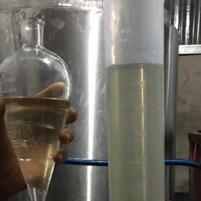 1 lít Nước Trưng Cất Trầu Không