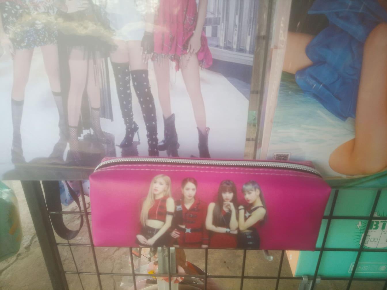 Hộp bút Blackpink (Tặng Kèm 1 Phần Quà Khi Mua)