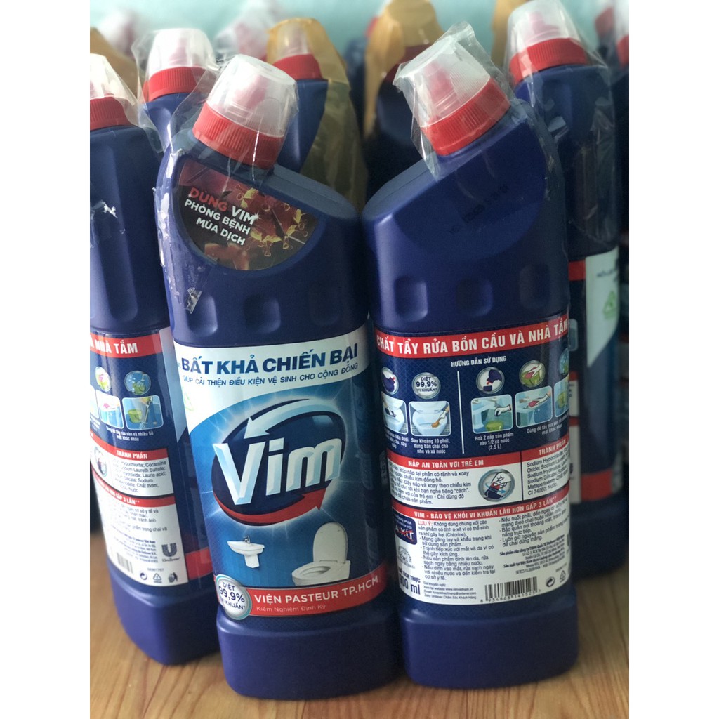 Vim vệ sinh xanh biển chai 880ml
