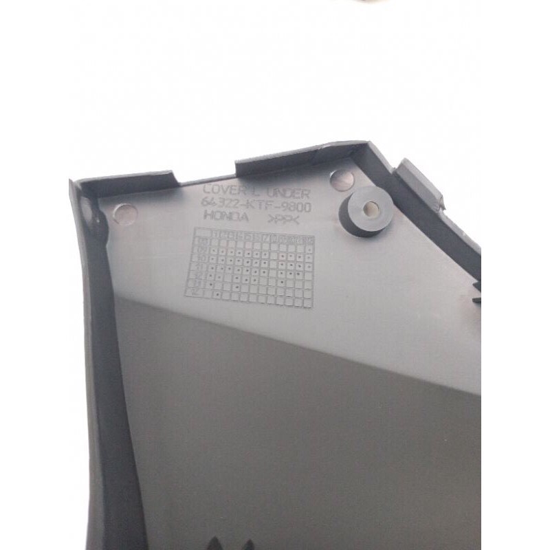 ốp sàn chân Sh150 Ý 2010/2011