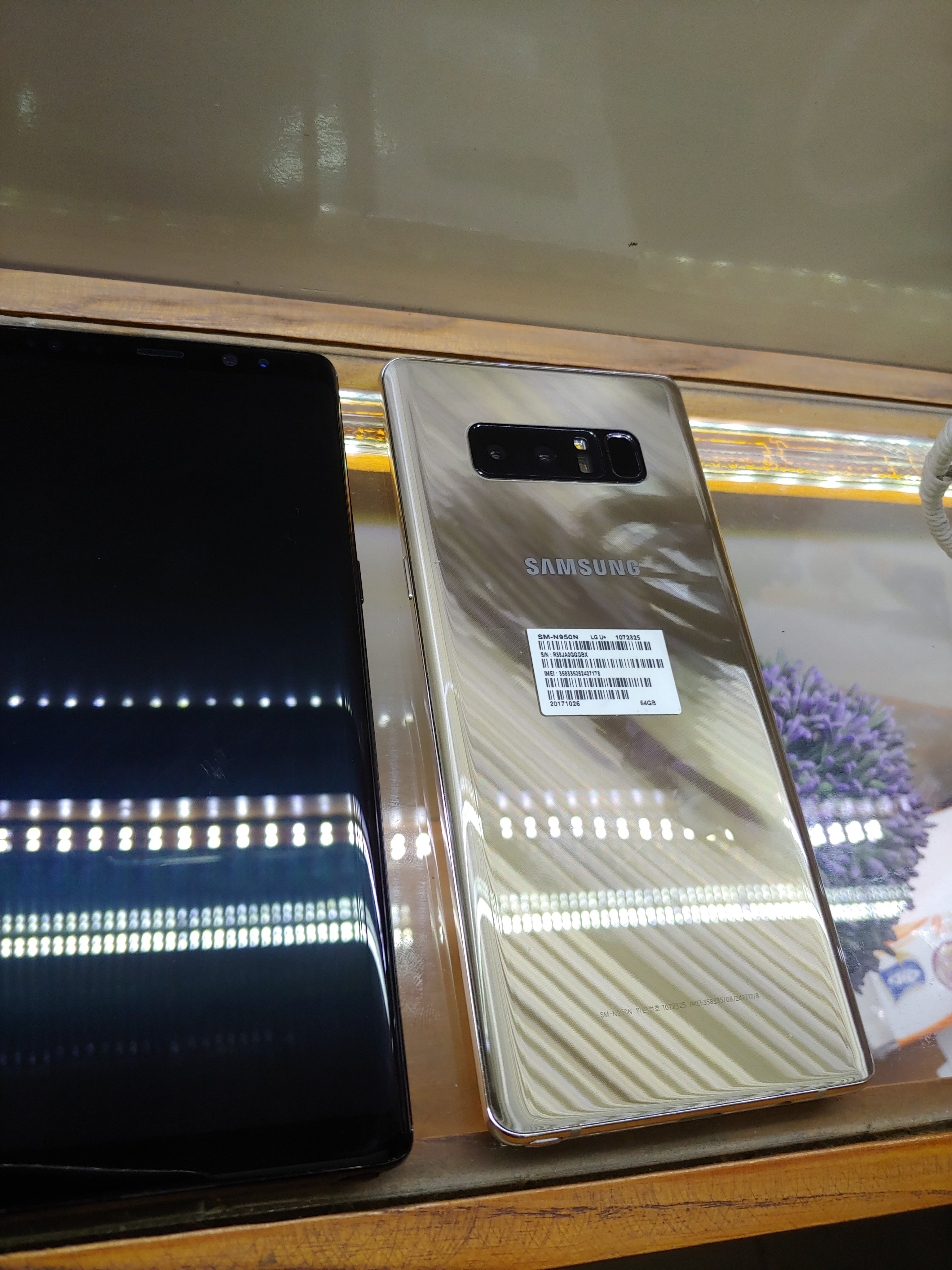 Điện thoại SamSung Note 8 (bản 1 Sim/ 2 Sim)