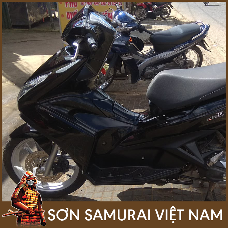 Sơn samurai đen bóng  - Chai sơn màu đen bóng 109 sơn xịt samurai