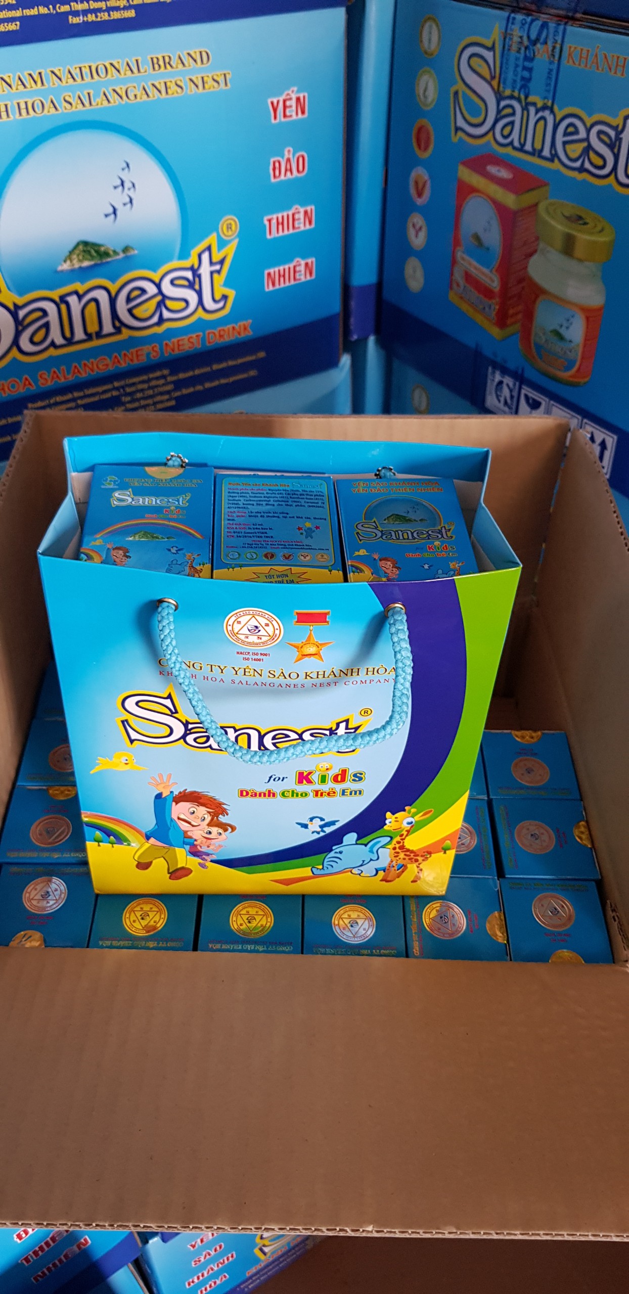 YẾN SÀO CHO TRẺ EM SANEST KIDS
