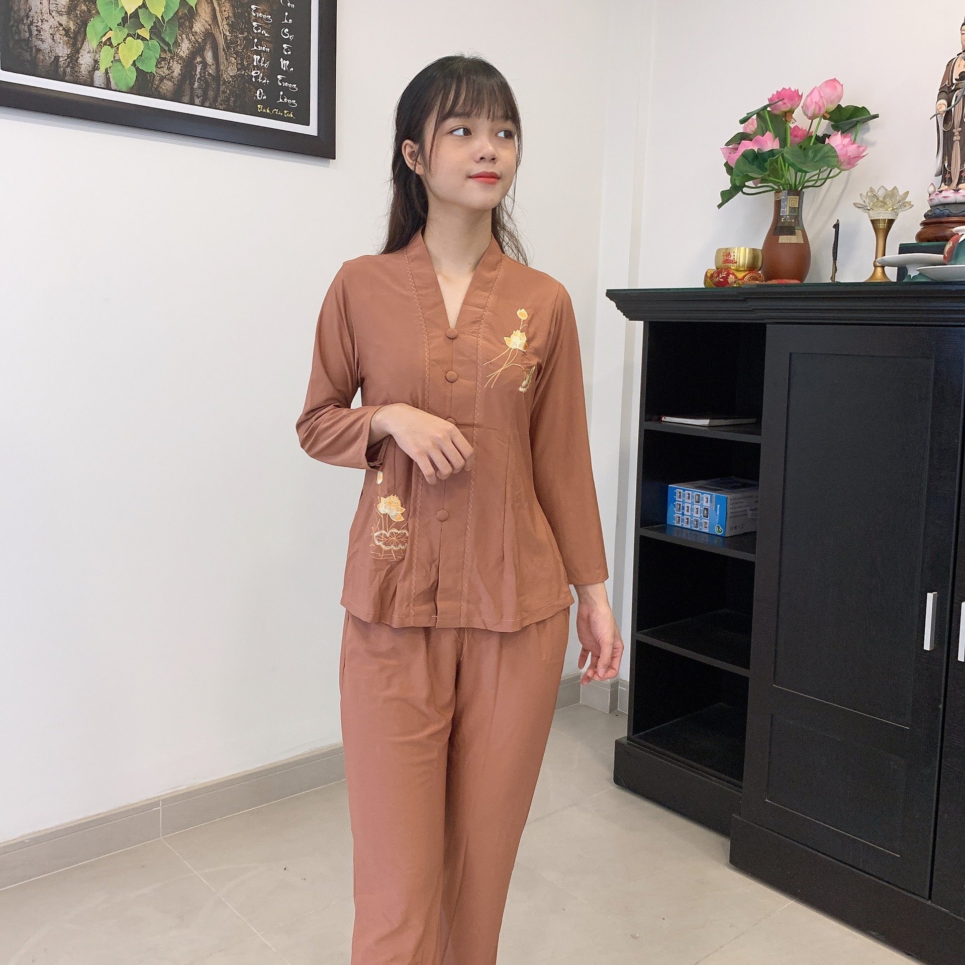 Đồ lam đi chùa nữ, đồ phật tử mẫu thun lắc bông