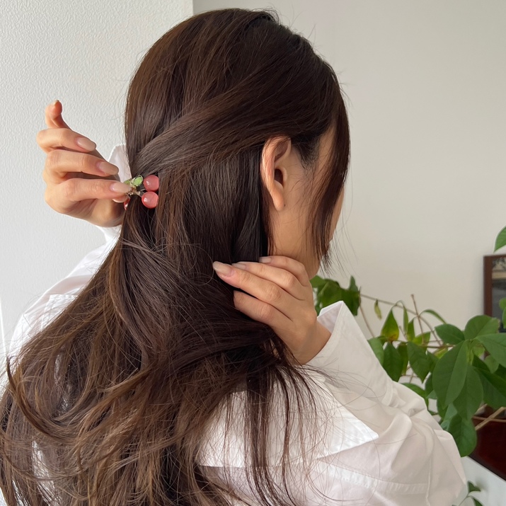 Kẹp tóc mini hình cherry ngọt ngào Modleaf Cute cherry pin Hàn Quốc