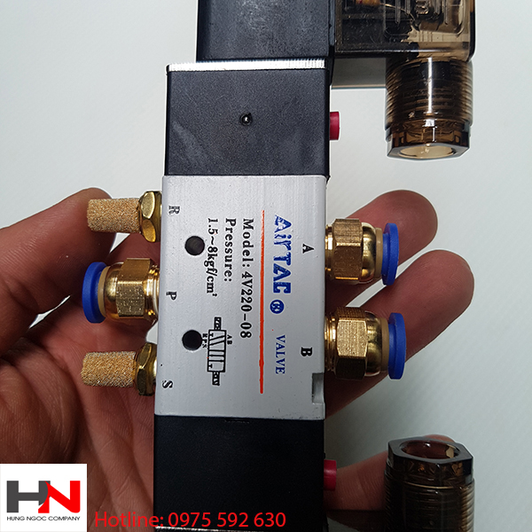 Bộ van điện từ 4V220-08