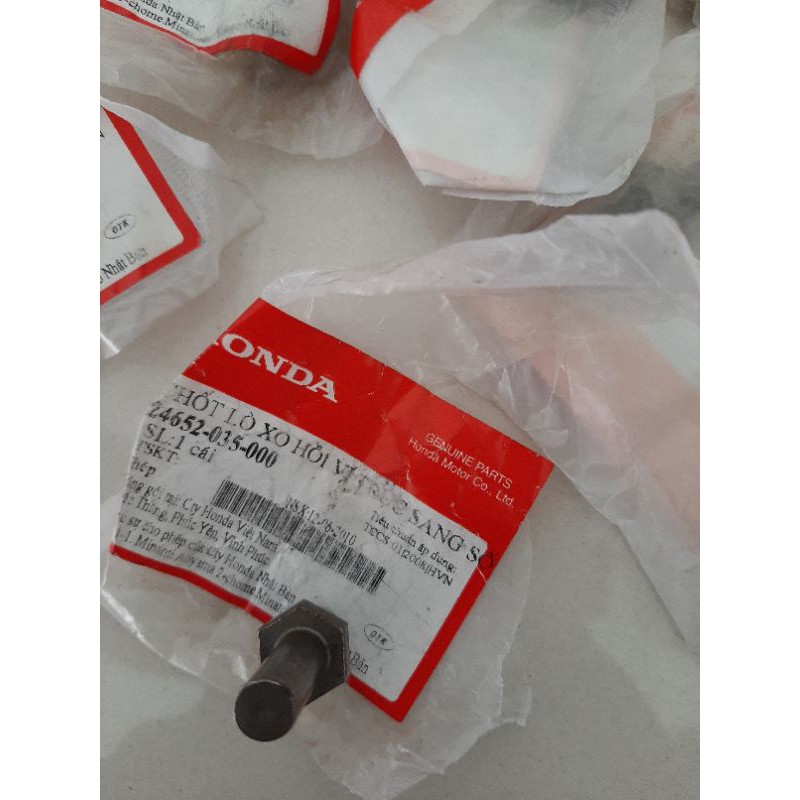 Ốc chốt trục gạt sang số xe DREAM, WAVE, FUTURE...  zin