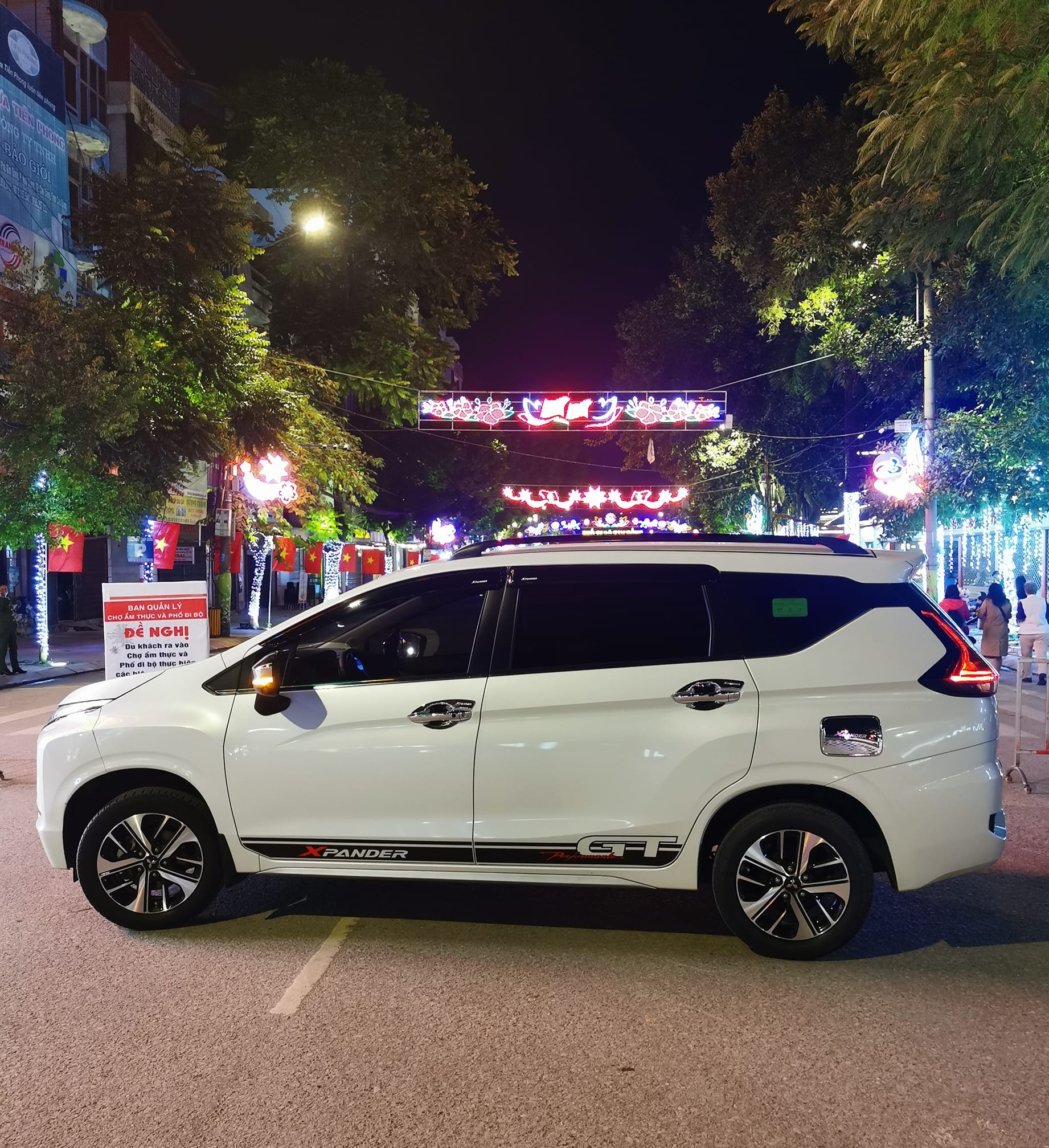Giá nóc xe ô tô 5 chỗ, 7 chỗ