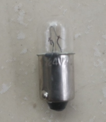 Bóng Đèn Sợi Đốt Đuôi Gài 9mm BA9S 24V 2W