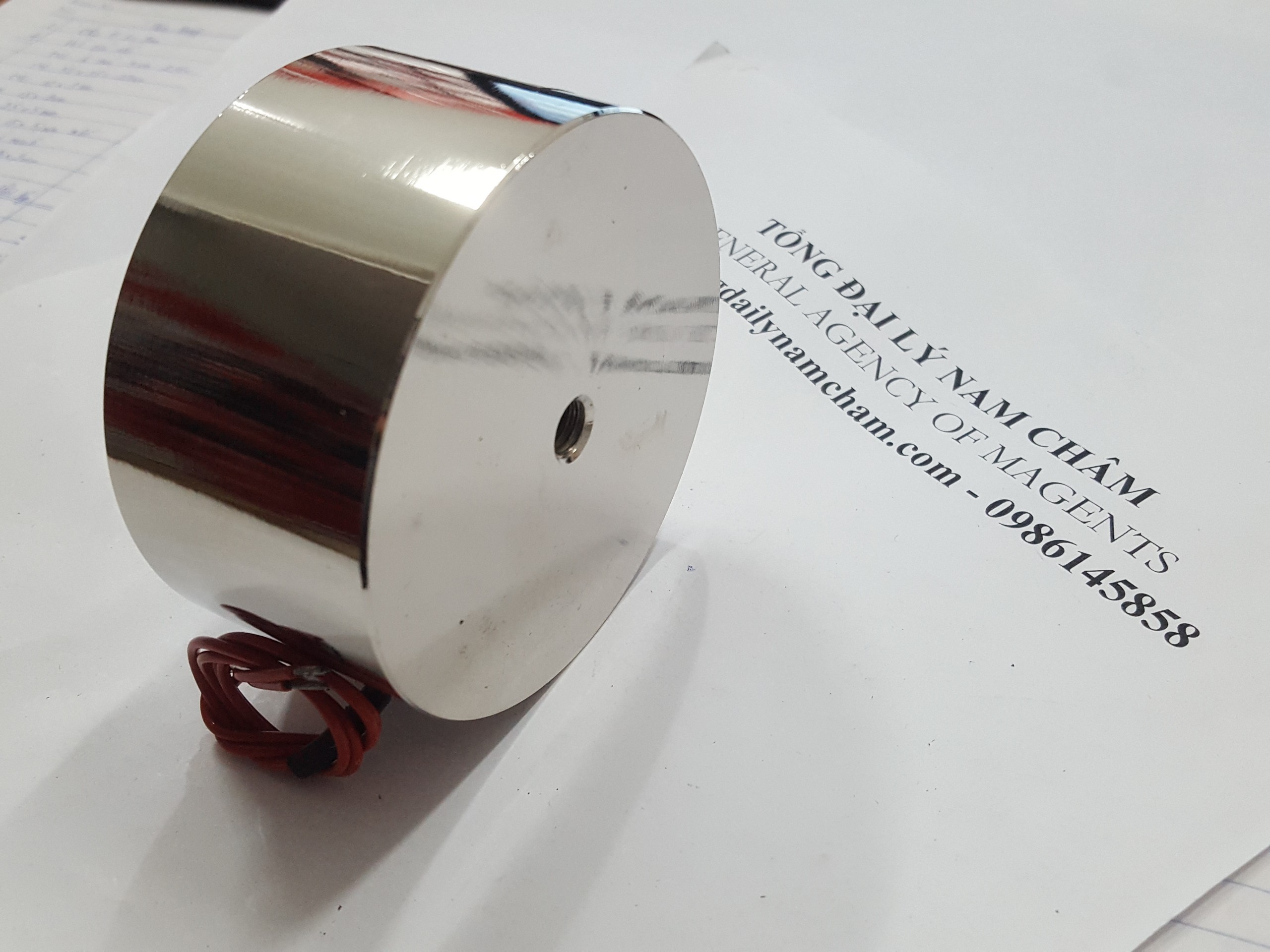 Nam châm điện nâng 100kg-1000N-12V