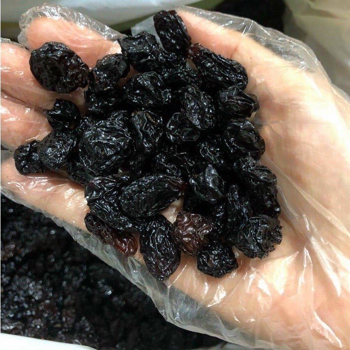 1 LẠNG NHO KHÔ ĐEN ẤN ĐỘ KHÁCH ĂN THỬ