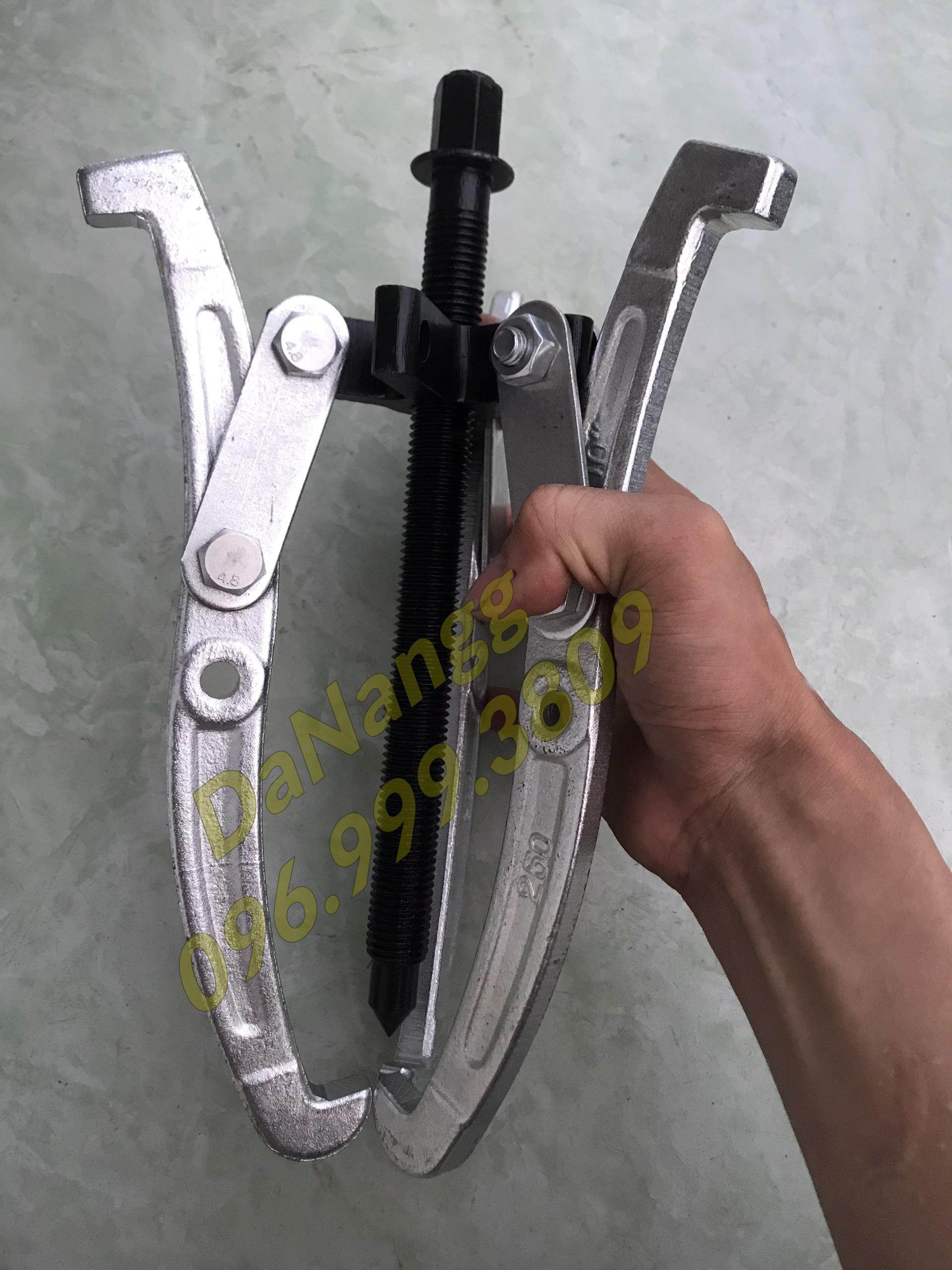 Cảo 3 chân 10 in 250 mm