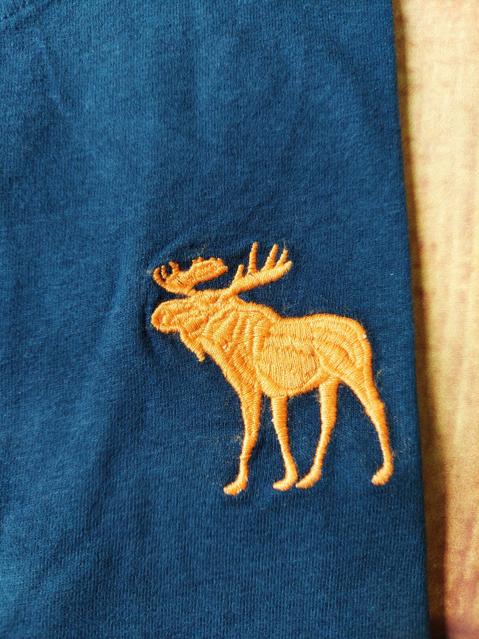 Áo thun Abercrombie icon Deer Navy