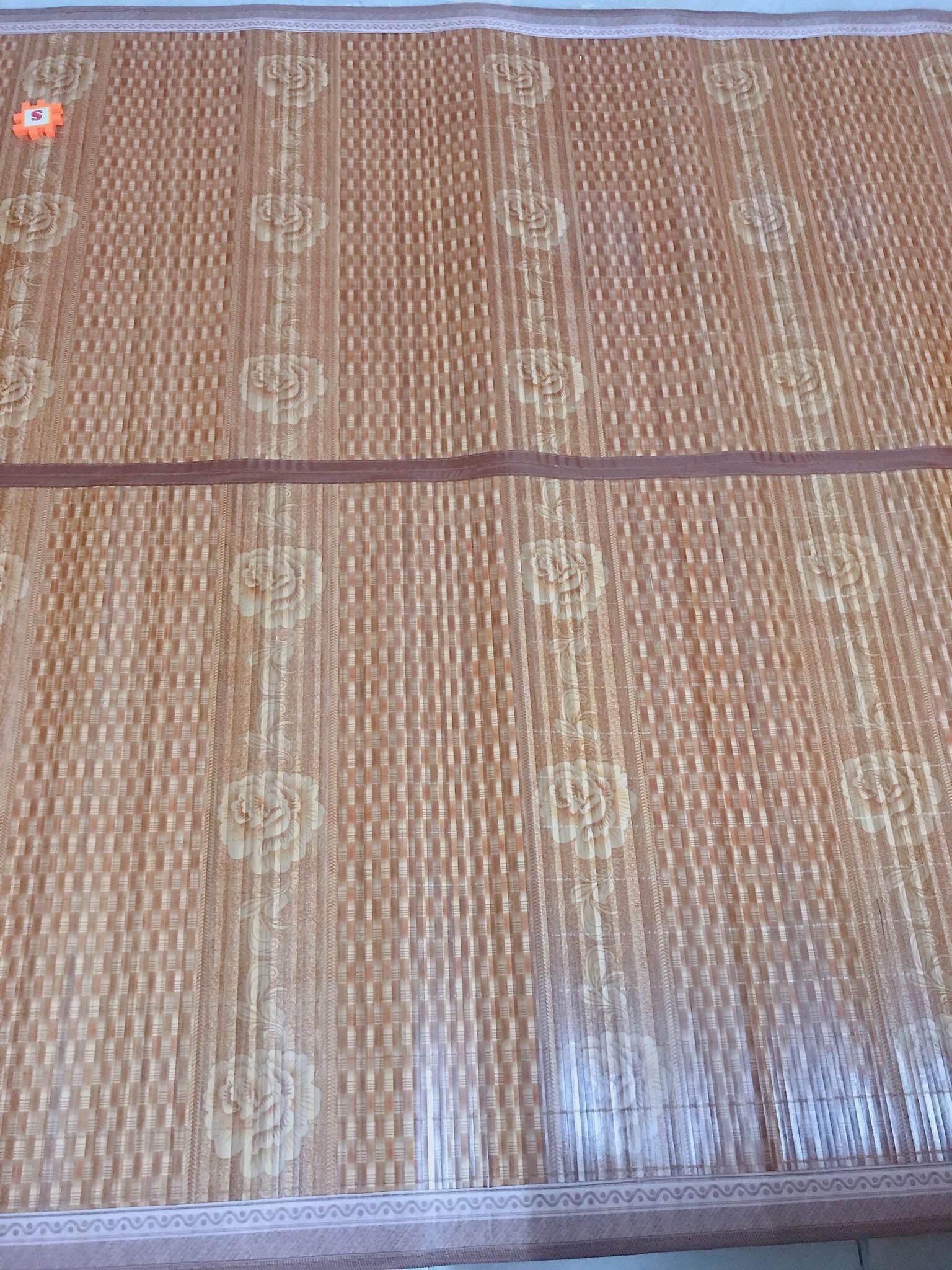 Chiếu trúc tăm viền lụa gập đôi mát mẻ mùa hè kt 1.6 x 2m