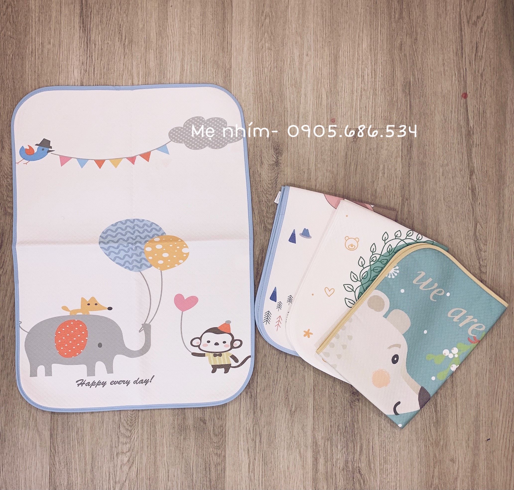 Tấm lót chống thấm 4D cho bé
