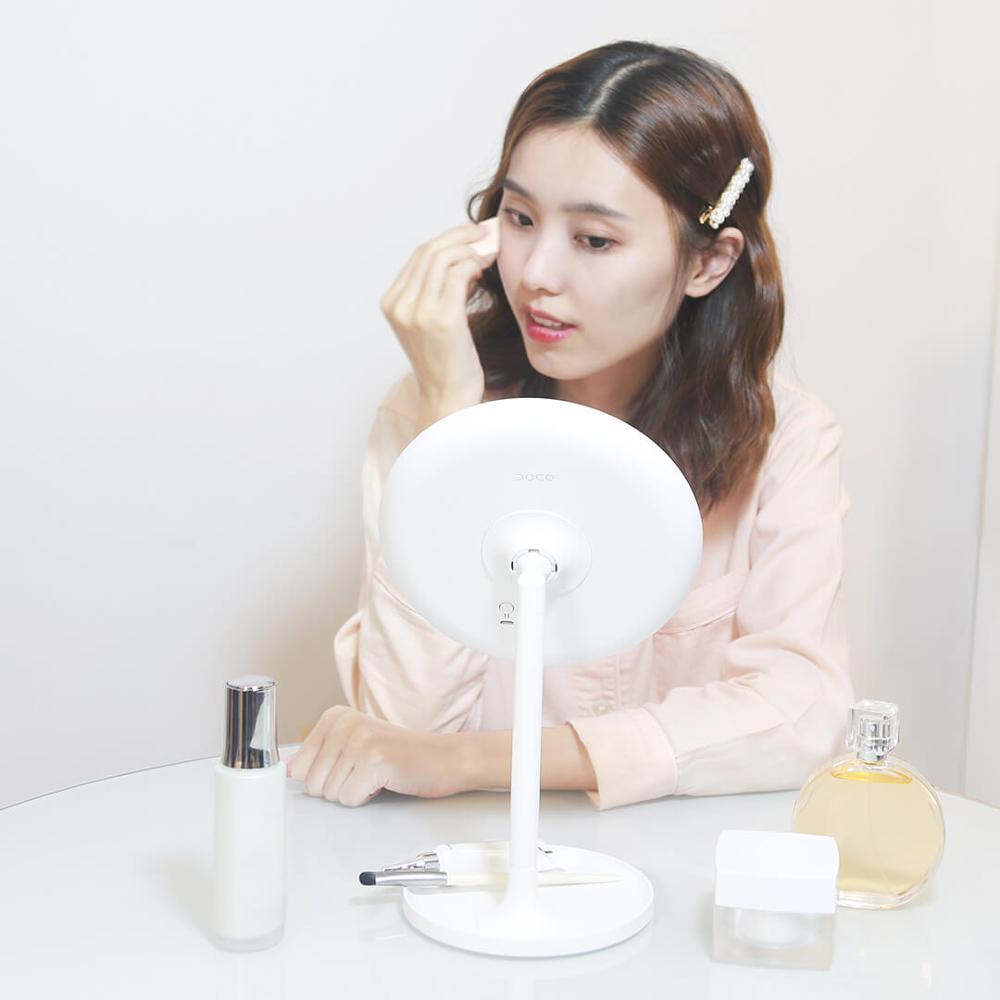 Xiaomi Mijia DOCO HD Makeup Mirror oneside round 360 Daylight Mirror USB Charging Touch Screen