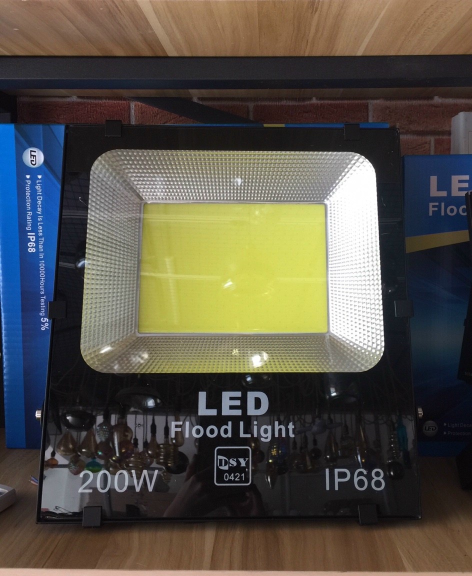 [HCM]Đèn pha LED COB New (bảo hành 02 năm)-50W,100W,200W,10W,20W,30W