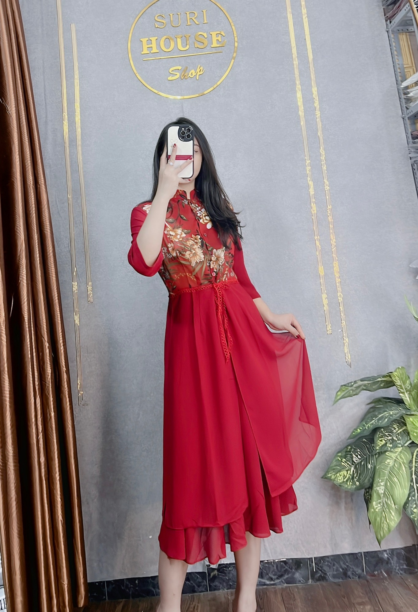 Áo dài tứ thân kèm chân váy 2 lớp