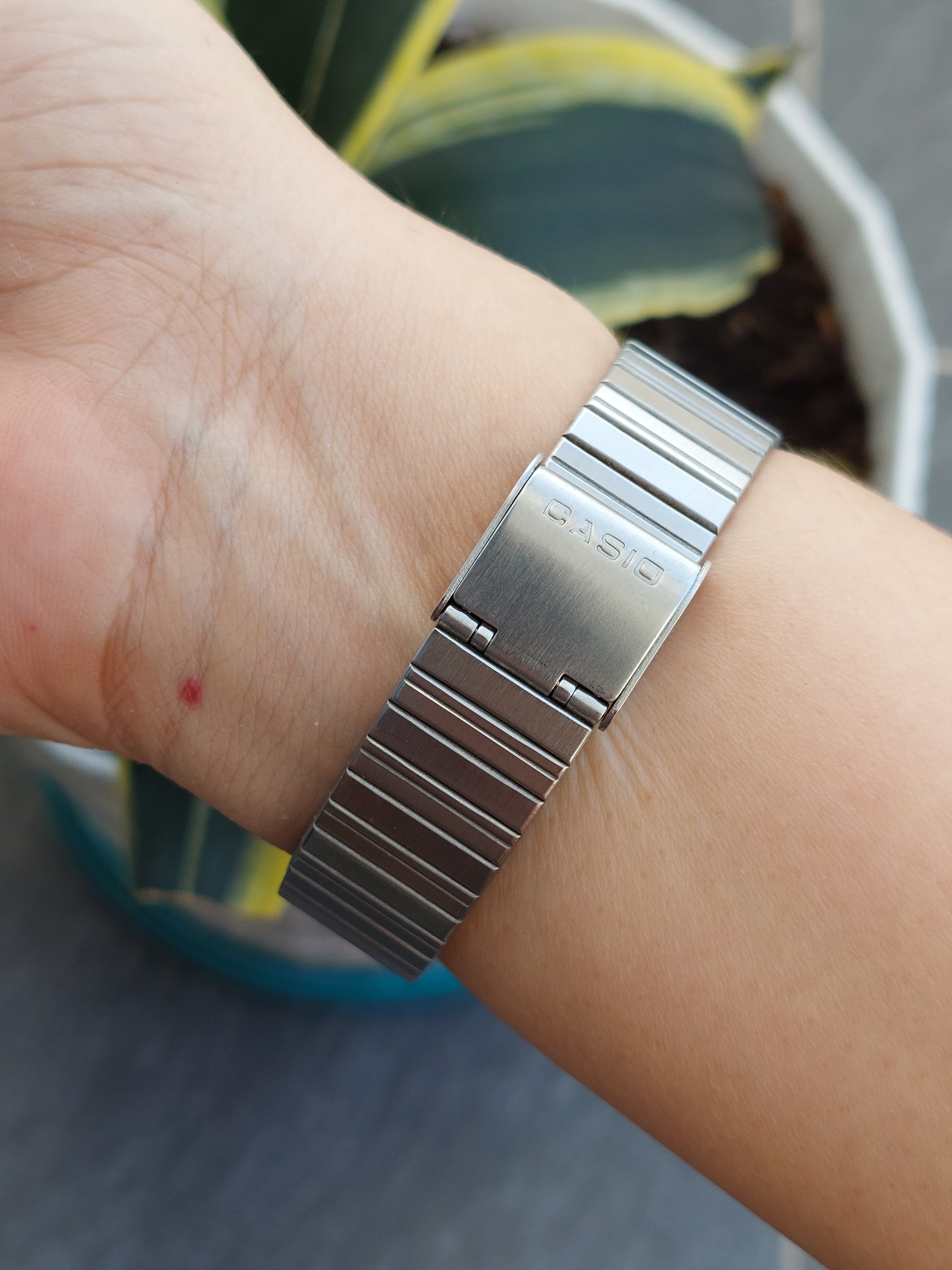 Đồng hồ nam Casio Data Bank.50 chạy pin hàng Si