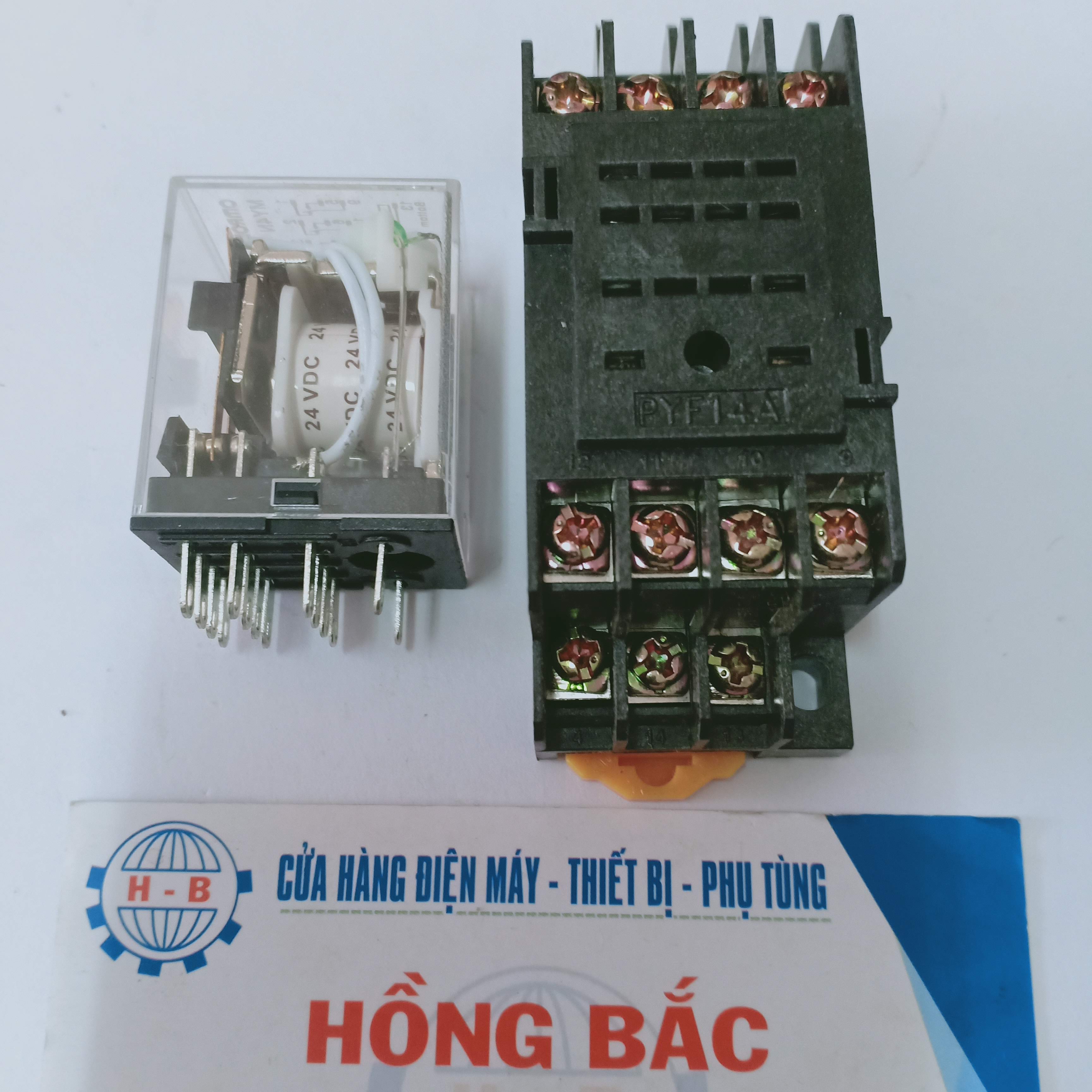 01 Rơ le trung gian Omron 14 chân 220V - kèm đế