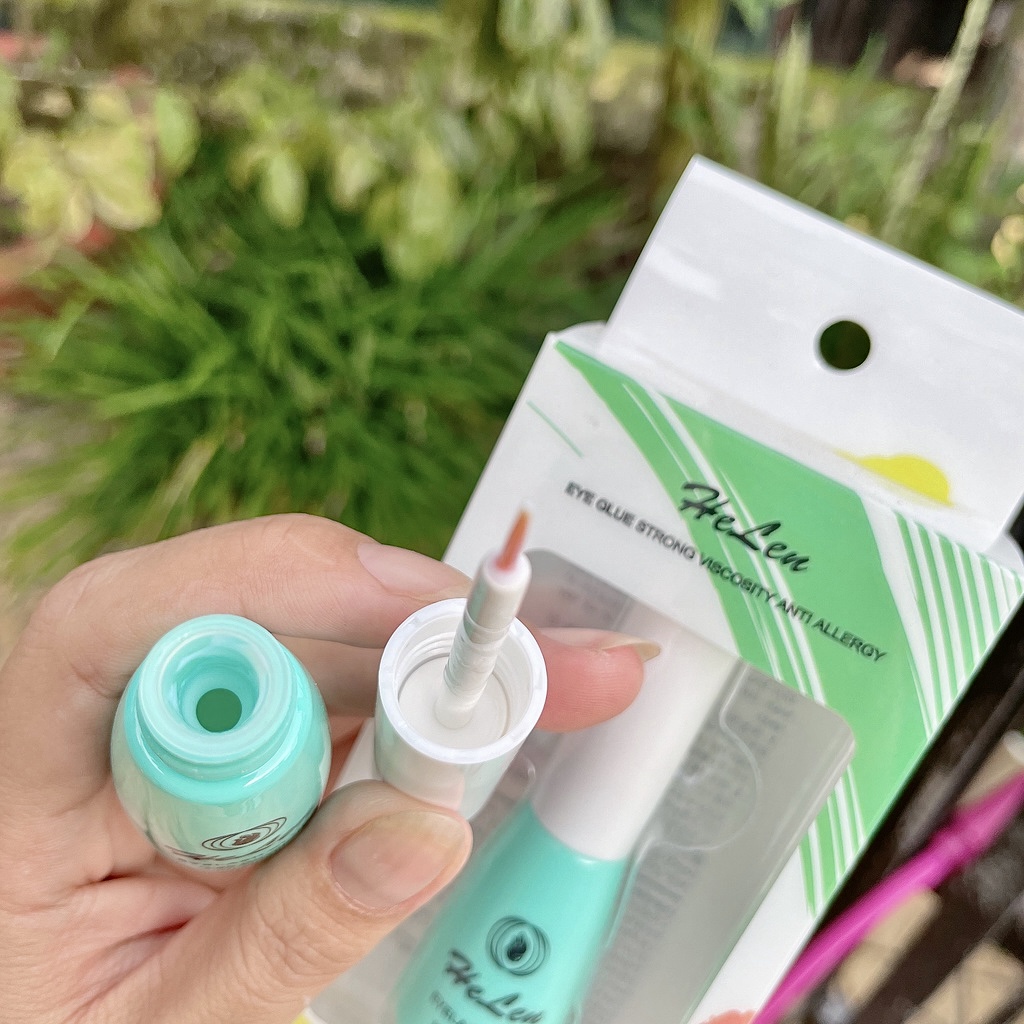 KEO DÁN MI GIẢ HELEN SIÊU CHẮC 6D EYELASH GLUE 15ML