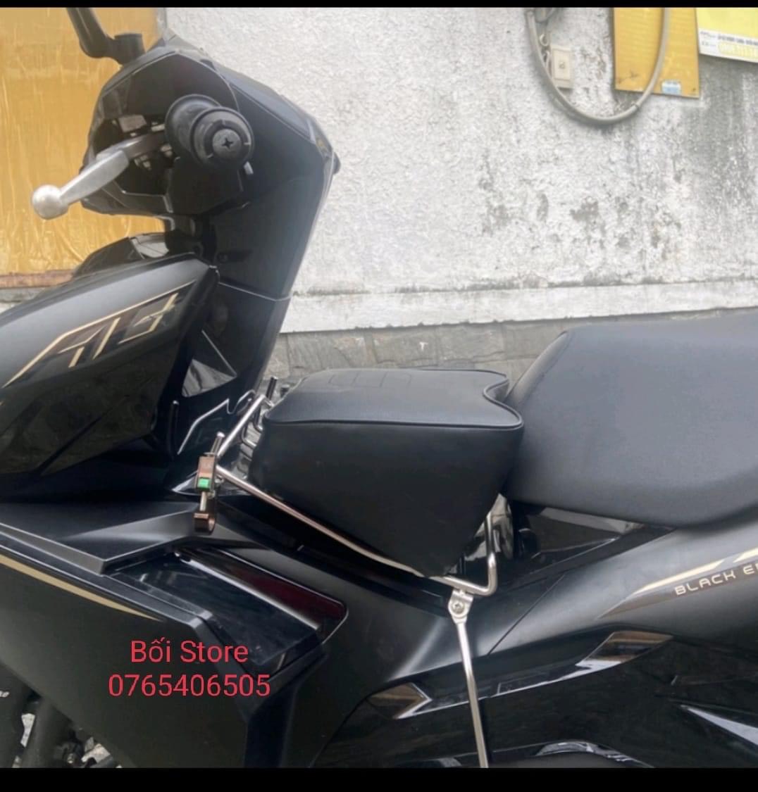 Nệm Ngồi Xe Máy Cho Bé Xe Airblade , Pcx