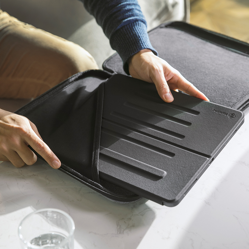 Túi chống va đập TOMTOC Portfolio Holder Hardshell Ipad Pro 9.7-11" /Tablet/Notebook - A06
