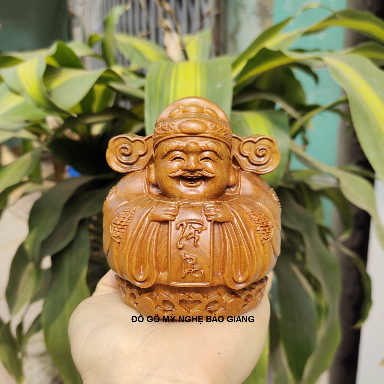 Tượng Thần tài gỗ bách xanh thơm (mẫu mới 2023)