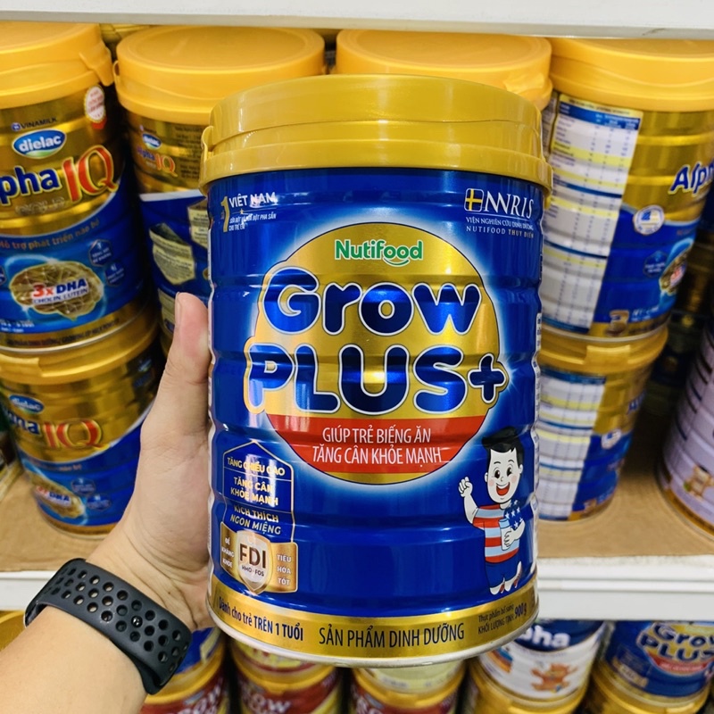 Sữa bột Grow+ Plus xanh Tăng cân lon 900g (cho trẻ 1 tuổi trở lên)