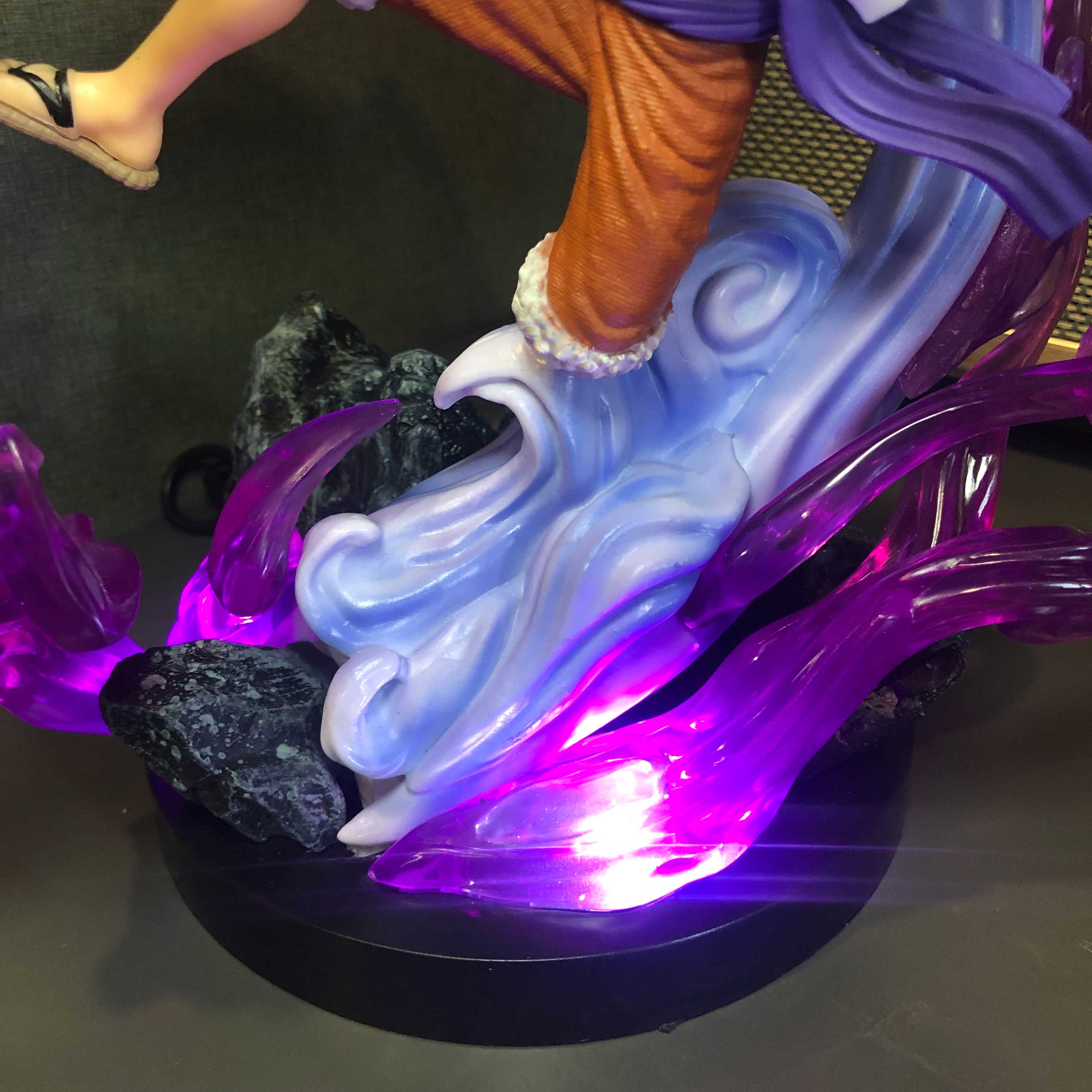 Figure / Mô hình Luffy Gear 5 32 cm có LED - One Piece