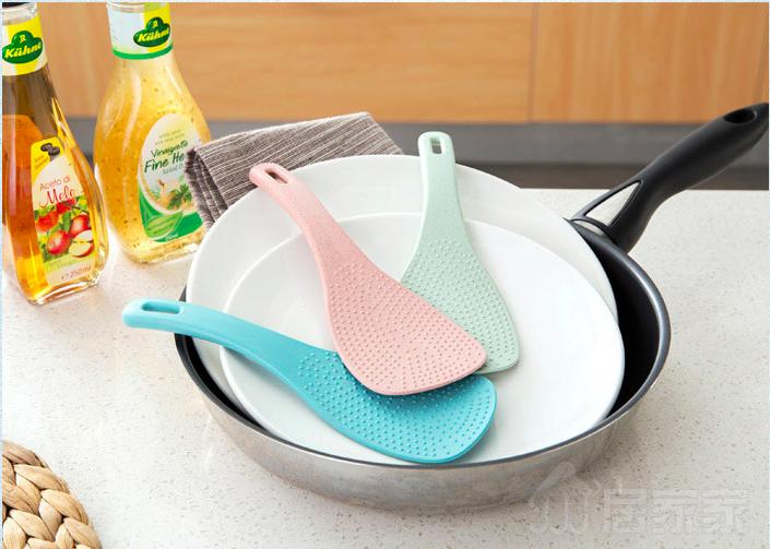 Muôi lấy cơm lúa mạch xuất Nhật