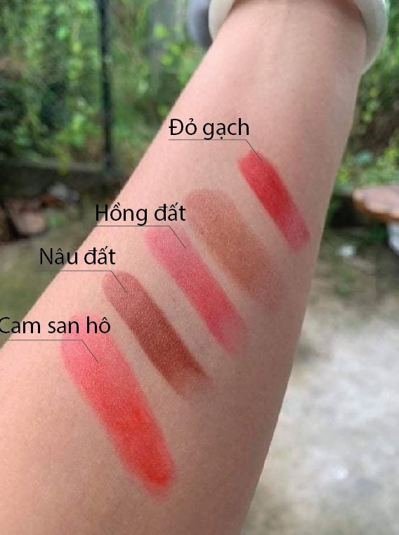 Son dưỡng màu thiên nhiên
