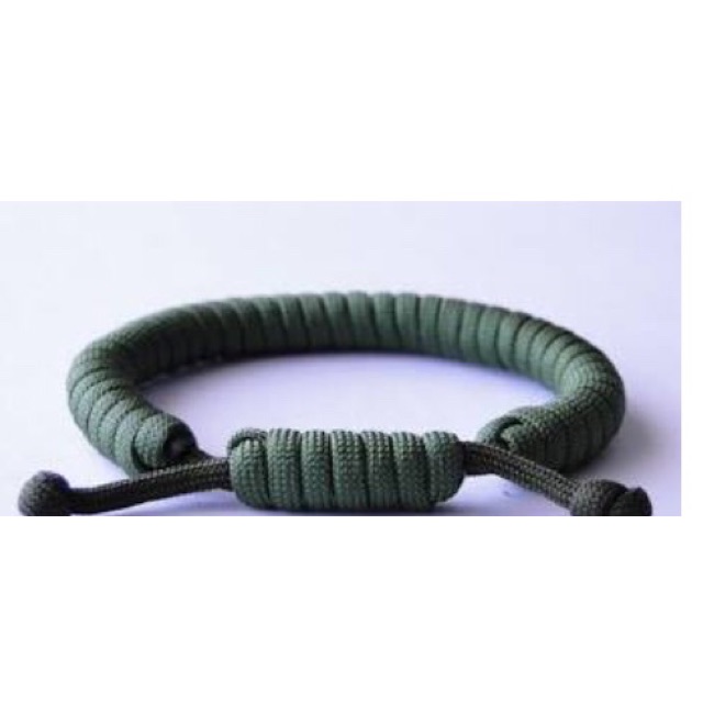 Vòng tay paracord