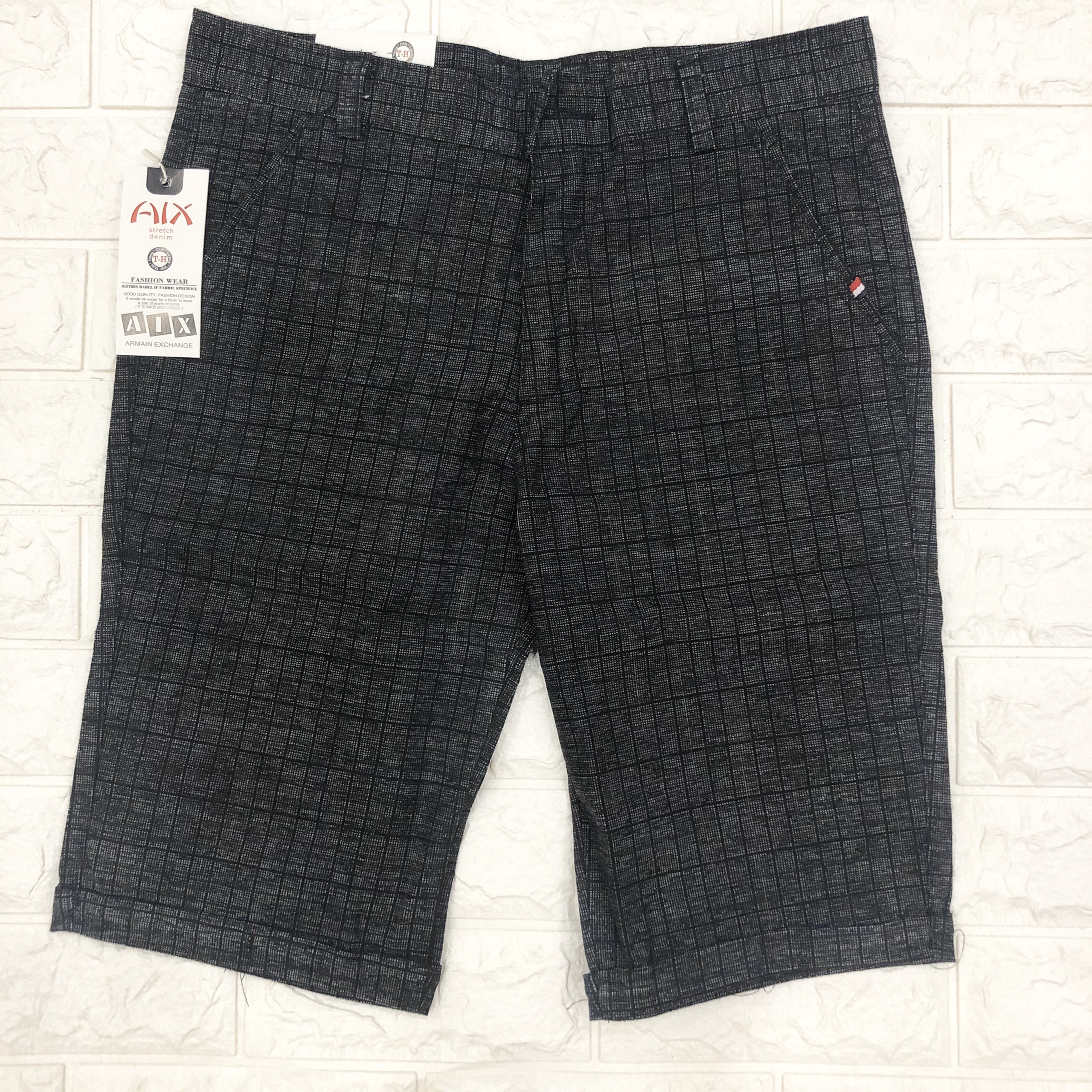 Quần Short Kaki Nam Kẻ Ô