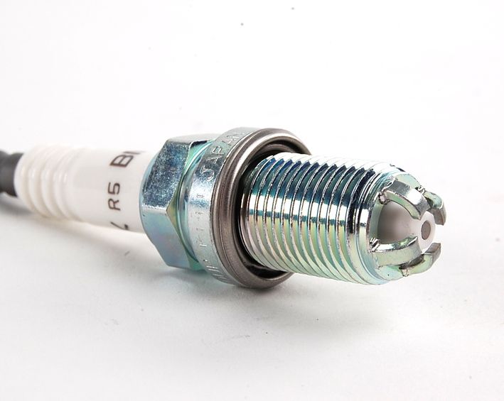 Bugi Đánh Lửa BMW Chất Lượng Cao Dành Cho Các Dòng Xe E39/E46/M54/M62/E38/E65/E34/E36/E46/Z3/320/320i/520i