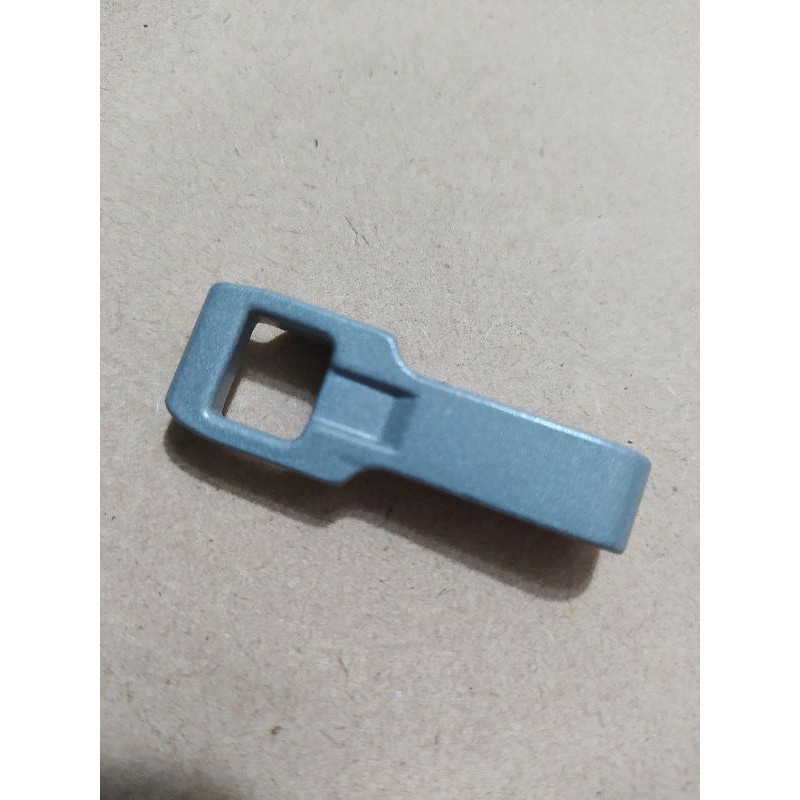 Chốt cửa máy giặt LG Zin