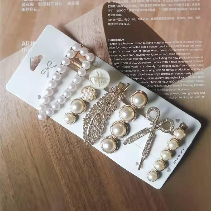 Set 5 Kẹp Tóc Ngọc Trai Đính Hạt Siêu yêu ( Ngẫu Nhiên)