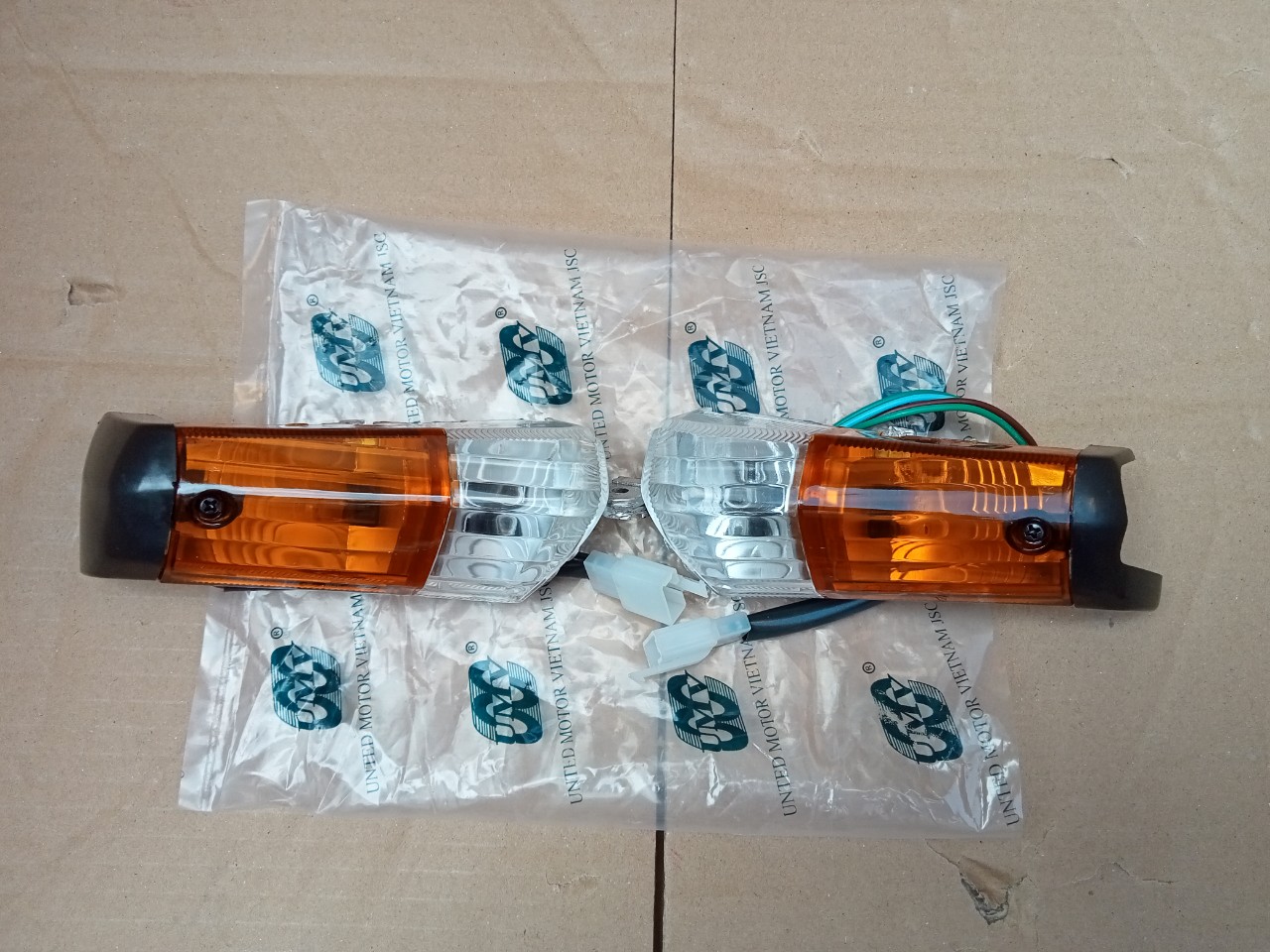 Cặp xi nhan trước xe Super DREAM hàng cao cấp