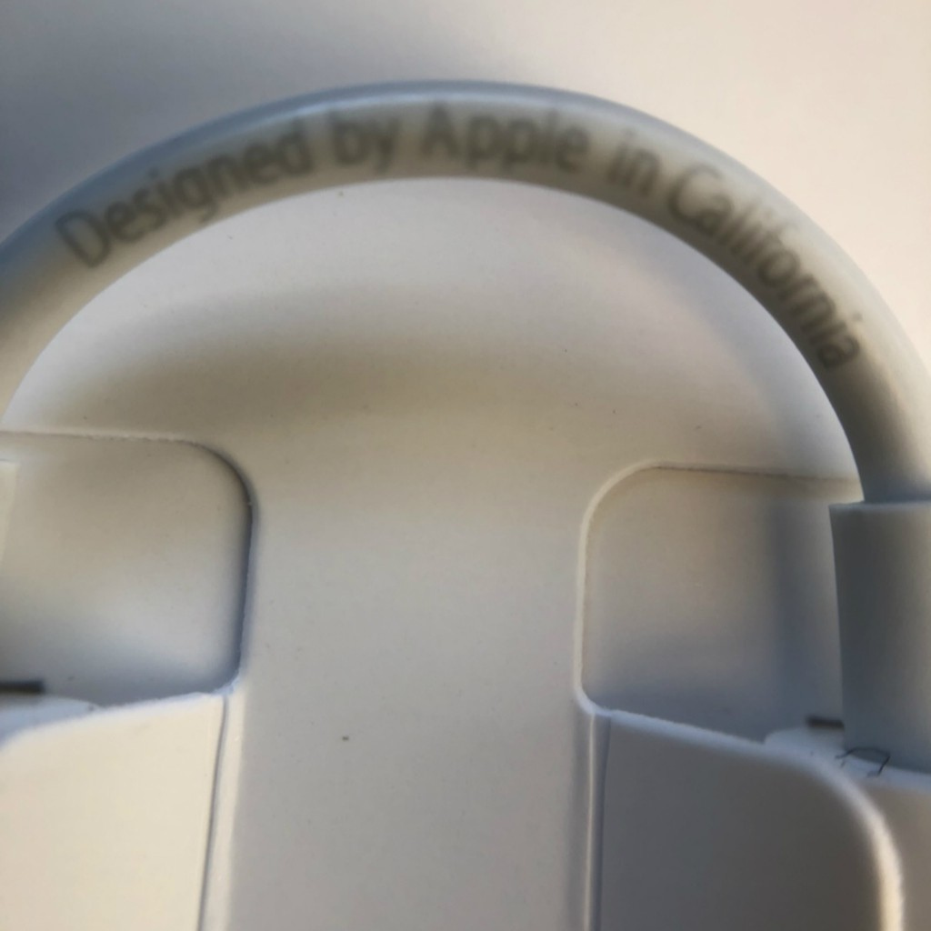 Jack chuyển đổi tai nghe iphone lightning ra 3.5mm cho iphone - halustore